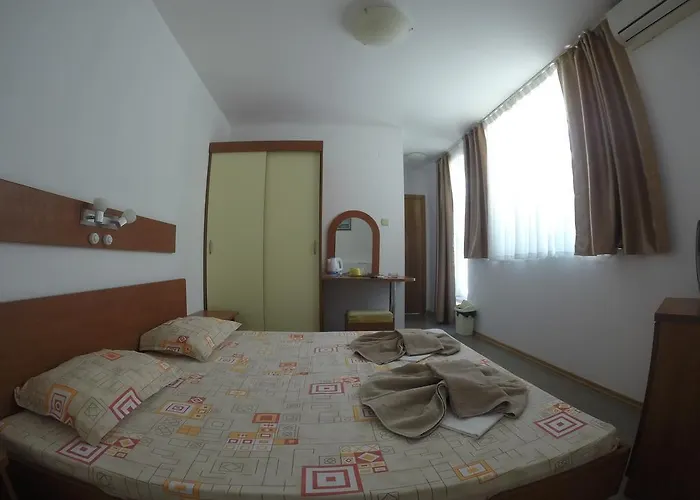 Отель Filland *