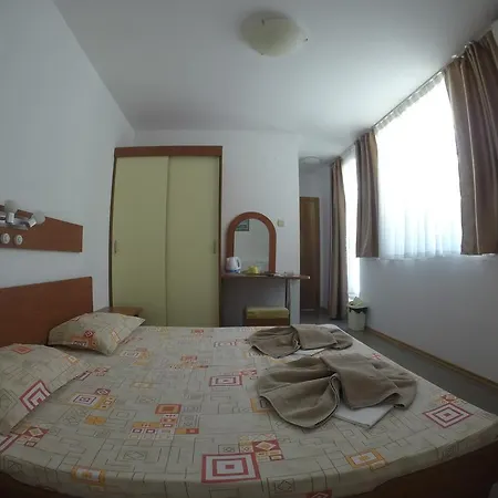 Хотел филланд *