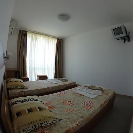 Filland Hotel *